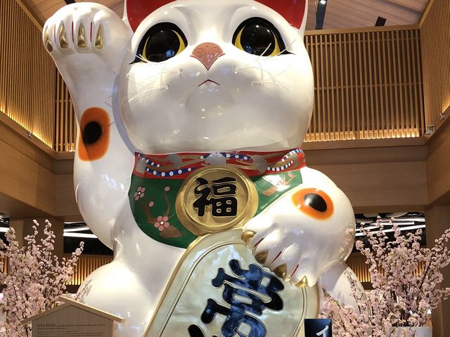 招き猫_イオンモール常滑