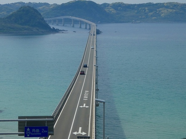 山口県・下関市・角島大橋_角島灯台