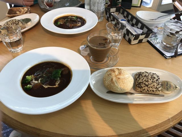 タンシチューのセット_水辺のカフェテラス