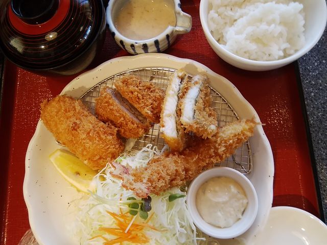 ミックスフライ定食・1,598円_かつ政 竜南店