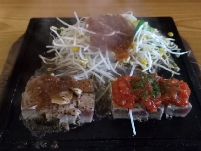 ステーキ単品(醤油ソースとトマトソースのハーフ)_浜茶屋