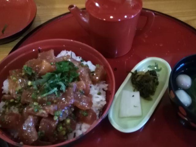 まぐろヒュウガ丼_浜茶屋
