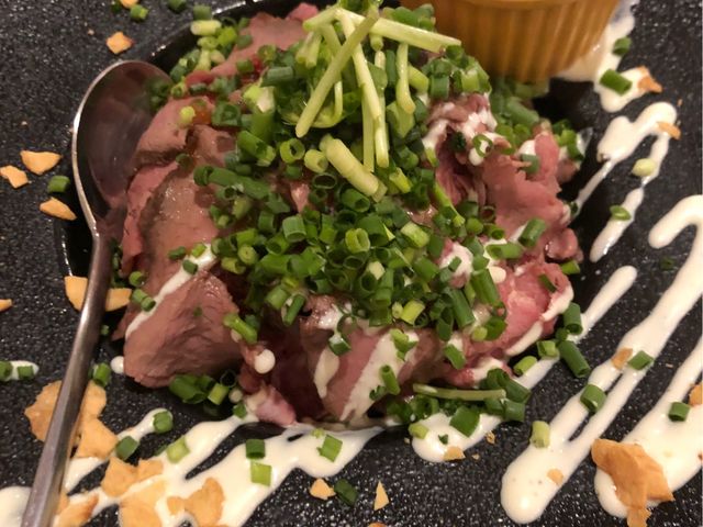 ローストビーフ丼1400円_南越谷 ビストロ男前