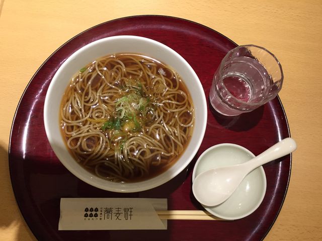 大盛りにしました!大盛りにして普通より少しだけ
多いくらいかも。_北海道十割 蕎麦群 ル・トロワ店