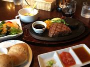 楽しい毎日さんのステーキ&サラダボウル STEAK BANQUET ステーキバンケットの投稿写真3