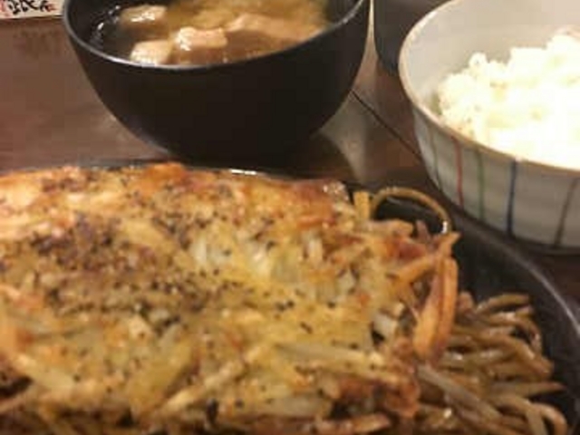 パリパリポテトの焼きそばです。_下町やきそば銀ちゃん新宿紀伊国屋店