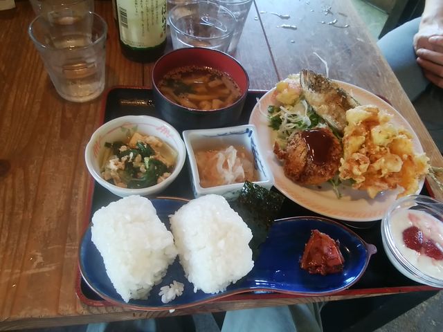 ボリュウム満天_こまめ食堂