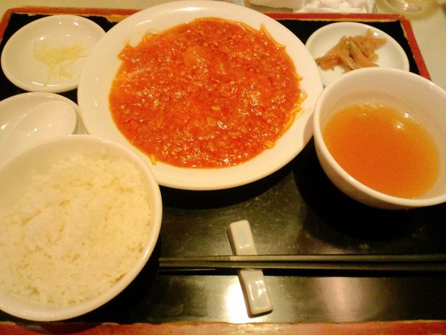 ランチセット。これにショウロンポウが着いてくる。_龍福小籠堂