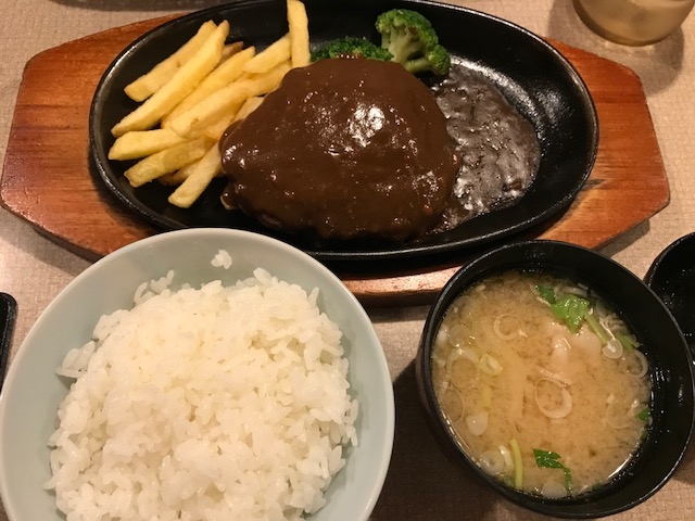 ランチハンバーグ_肉の万世 高島平店