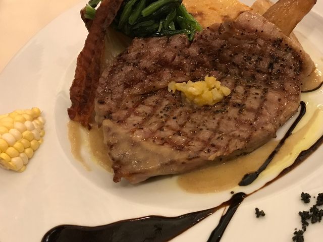 飛騨牛のステーキ_レストラン ル・ミディ