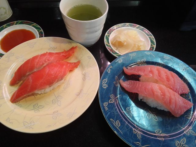 サーモンとマグロ_羽衣亭