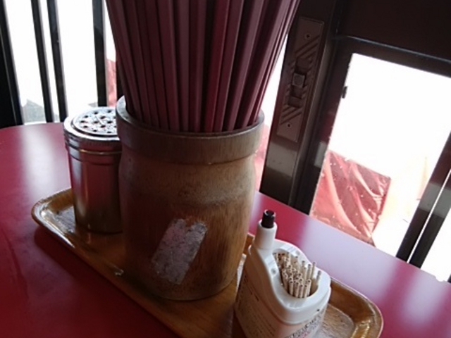 テーブルセット_スマル亭東富士店