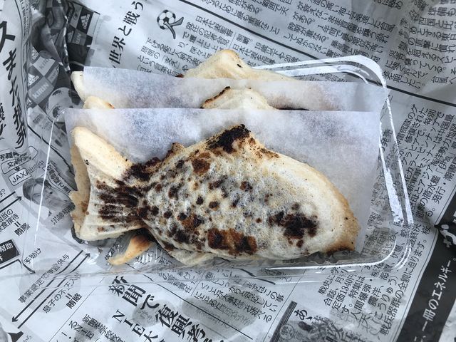 100円です。_米澤たい焼店