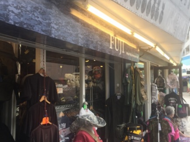 小さな店です。_FUJI