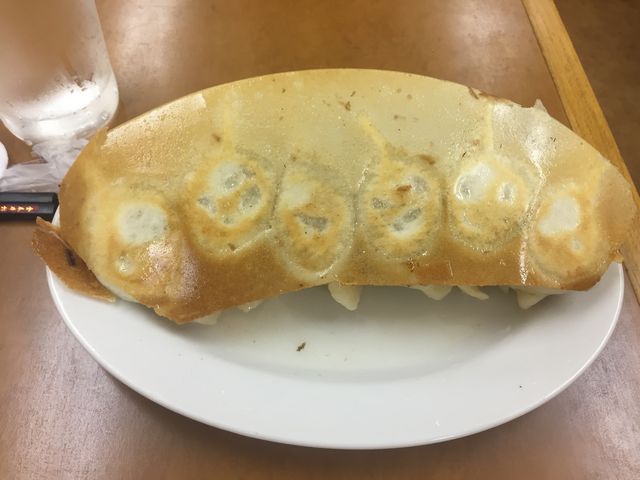 羽付き焼き餃子6コ_中国大連家庭料理・金春本館
