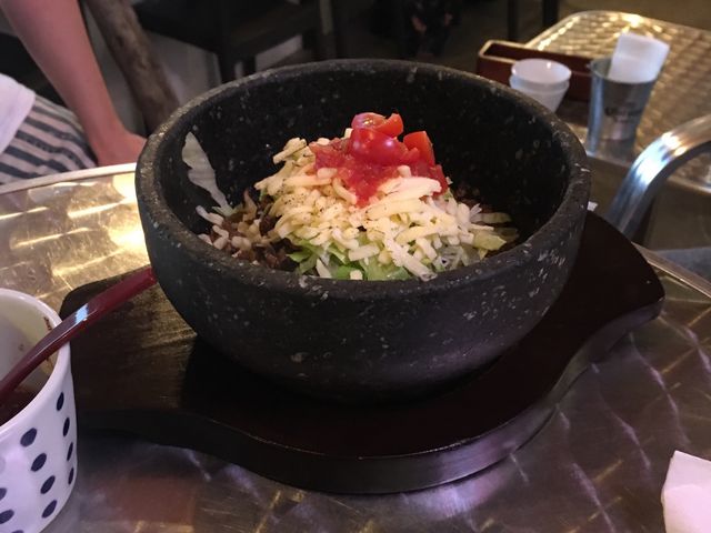 バーナーで炙ってくれる!_Horizon Curry Works Okinawa