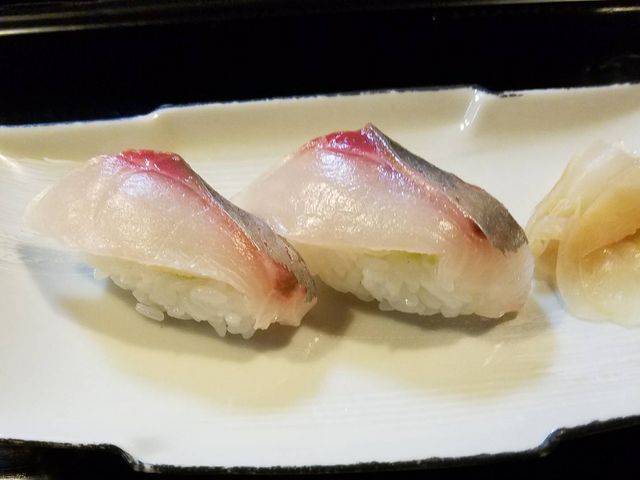 ネタが新鮮。
何よりシャリが美味しい。他のお店にはない口当たり。_太助寿司