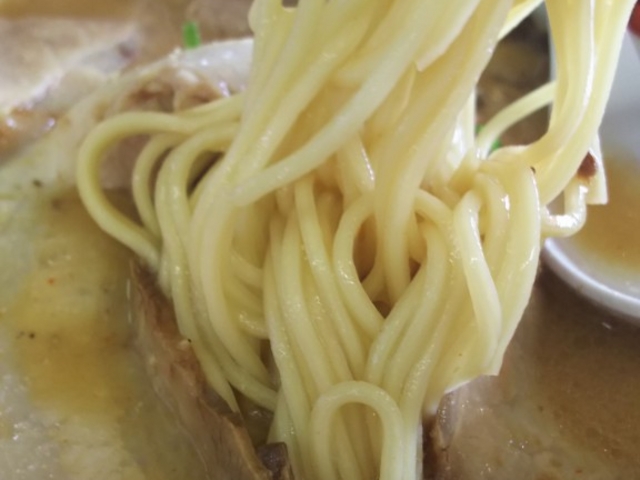 うーん、しょっぱい_豚菜館