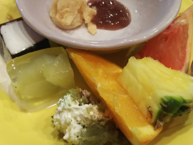 デザートバーも_ブロンコビリー小牧田県店