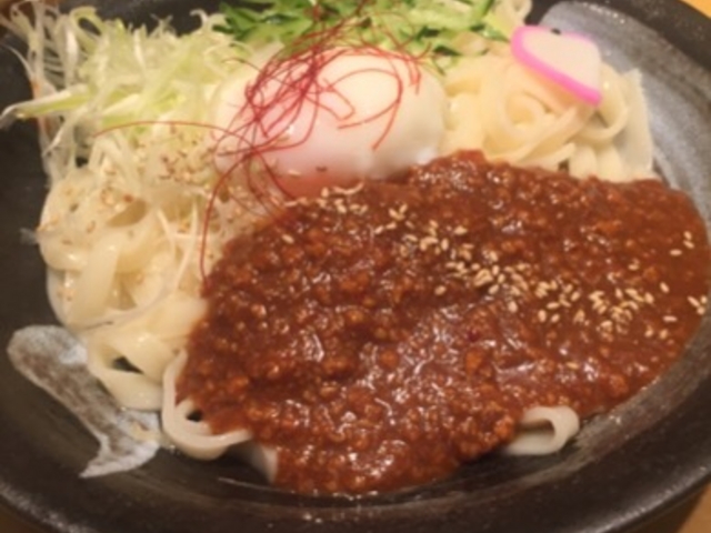 汁無しジャージャー麺風です。_驛釜きしめん