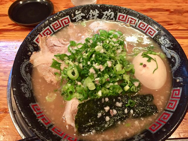 濃厚豚骨_無鉄砲・本店
