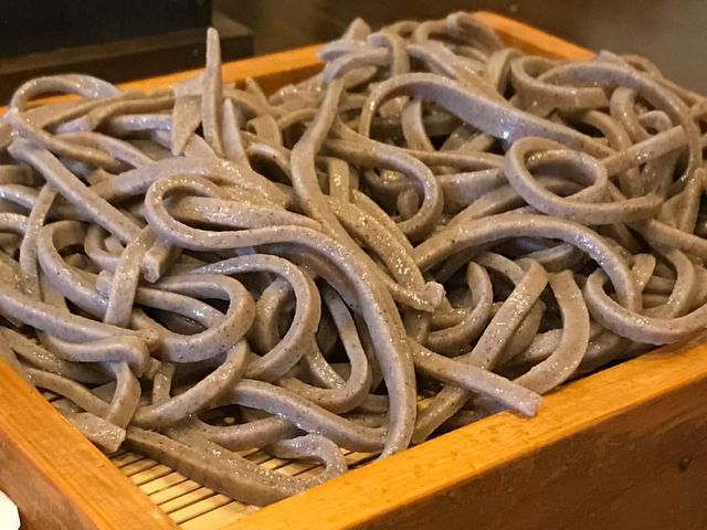 田舎太打ちそば_そば切り福一