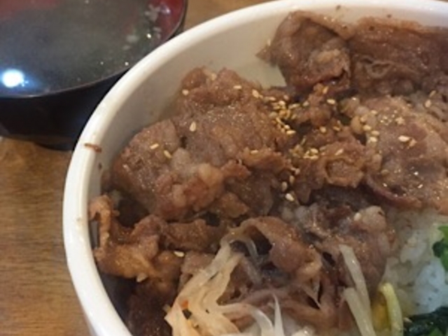 焼肉丼です。_焼肉ランド マルタケ