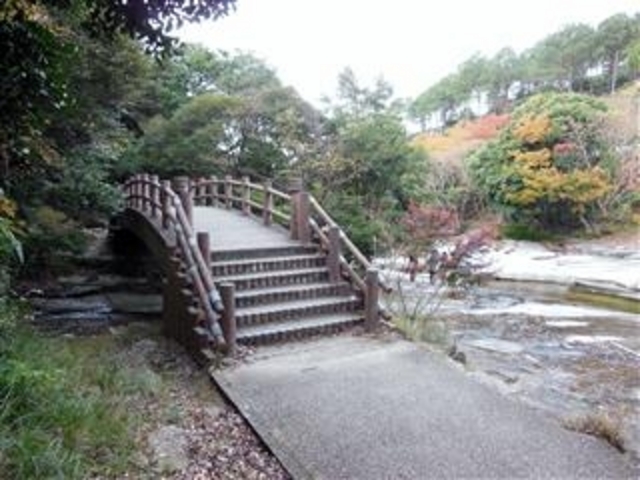 「鮎もどし自然公園:遊歩道橋」(対馬)_鮎もどし自然公園