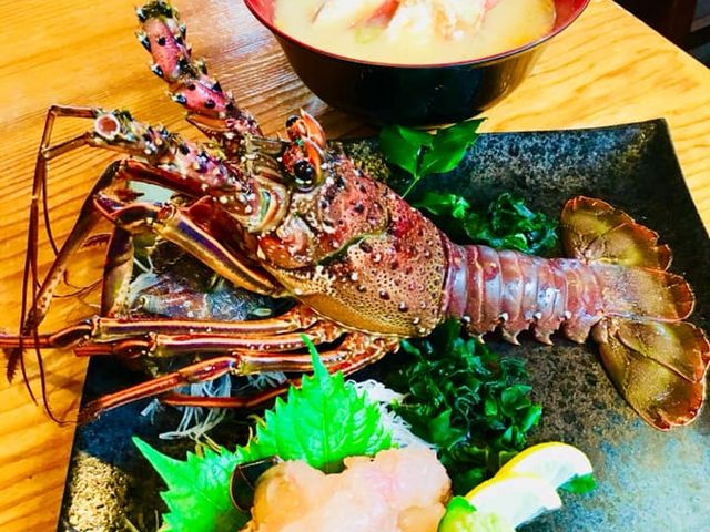 シャンシャン茶屋♪伊勢海老祭り♪伊勢海老の活き造り_シャンシャン茶屋