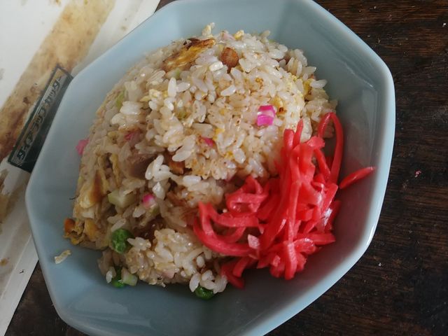 五目炒飯550円_三富ラーメン