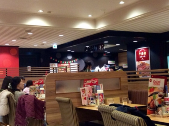 ガスト 押部谷店