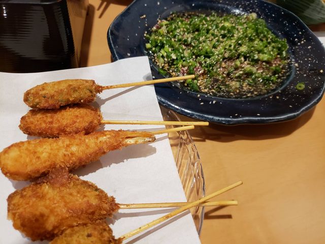 串揚げと馬レバ刺_彩座