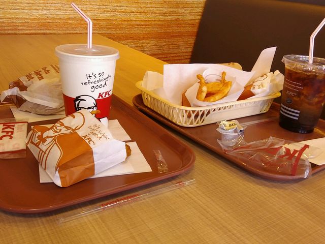 ケンタッキー豊川店_ケンタッキーフライドチキン豊川店