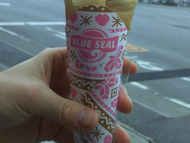クレープ_ブルーシールーパーラー恩納店