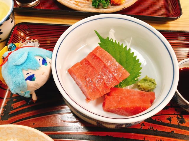 なかなか良いマグロでした_満津田食堂