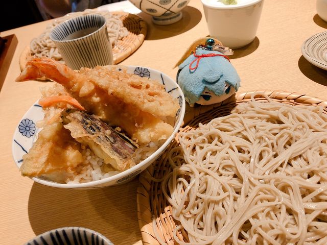 ざるそばと天丼のセット_そば処かざこし