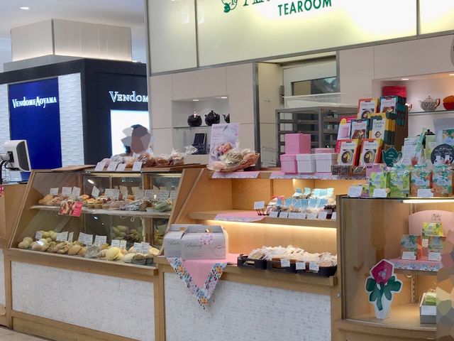 外観_Afternoon Tea TEAROOM 小倉井筒屋