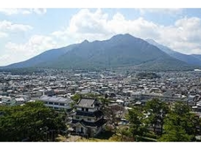美しい山です_眉山