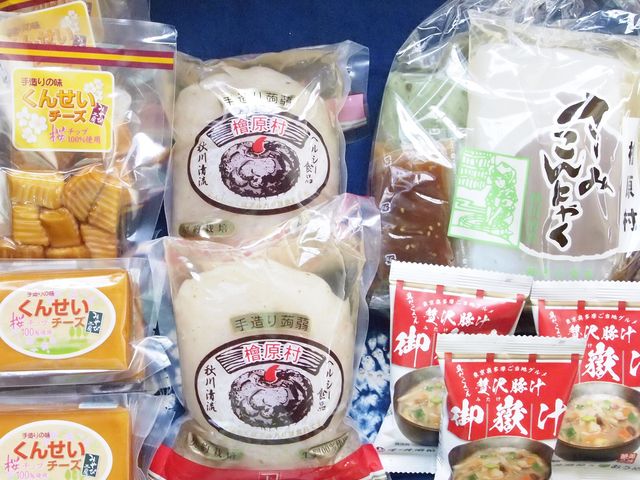 青梅や西多摩名産品が揃ってます。_おみやげ屋 伊藤薗(いとうえん)