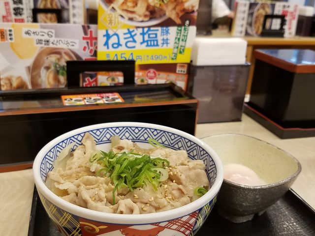 ねぎ塩豚丼_吉野家西葛西駅一番街店