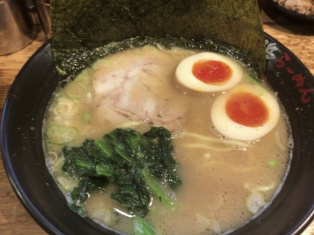 ラーメン_壱八家 東戸塚店