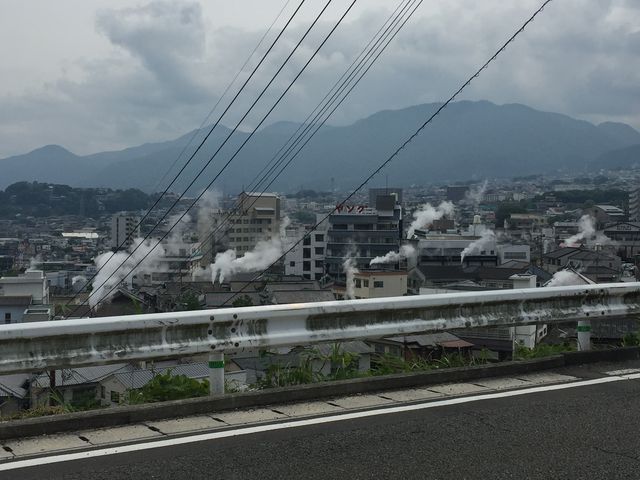 バスの案内所で教えてもらった別府温泉らしい景色がみれる場所_別府温泉