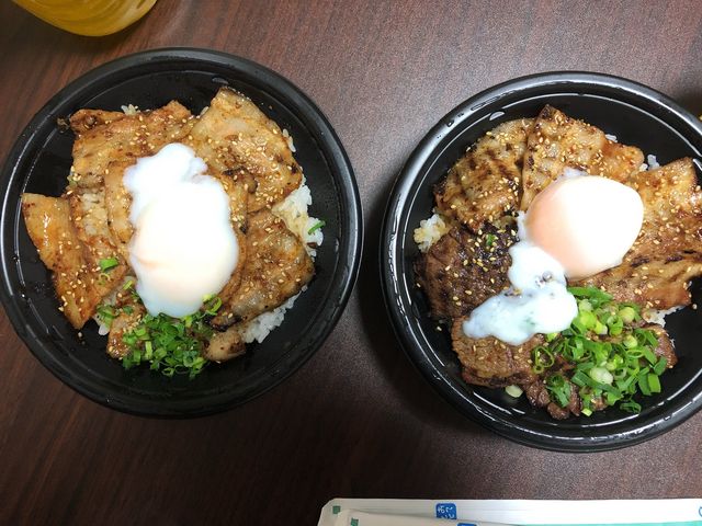 カルビ丼温玉のせ、あいもりどん温玉のせ_マルハのカルビ丼 北18条店