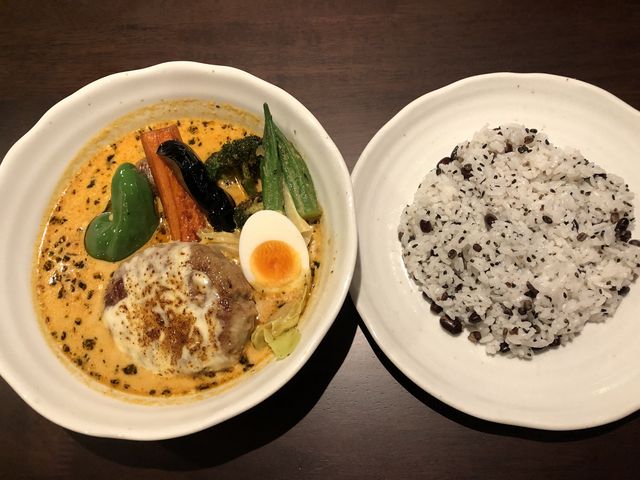 ハンバーグカレー_スープカレー専門店 エスパーイトウ