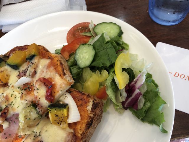 ピザトーストのランチ_ドンク 三宮本店
