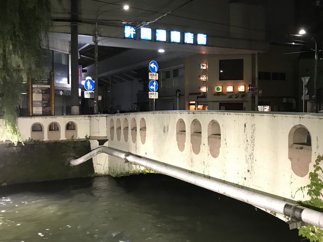ライトアップされています。_広瀬川