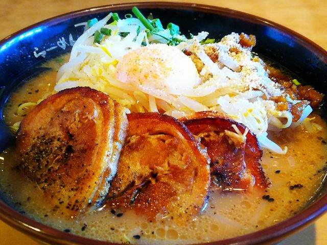 味噌チャーシュー麺、ボリュームありますよ!_ほくしん 草加谷塚店