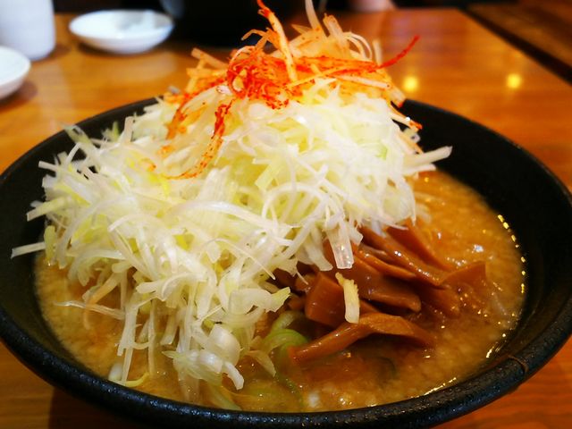 濃厚旨い!ネギ味噌ラーメン_メガらーめん