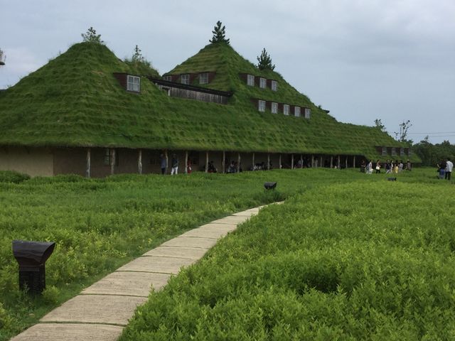 テーマパークみたいな建物_ラコリーナ 近江八幡
