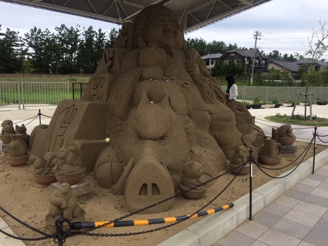 砂像2_いい道の駅 のと千里浜